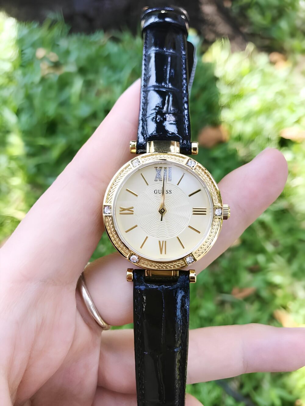 Montre Guess pour femme ,W0838L1 – Image 3