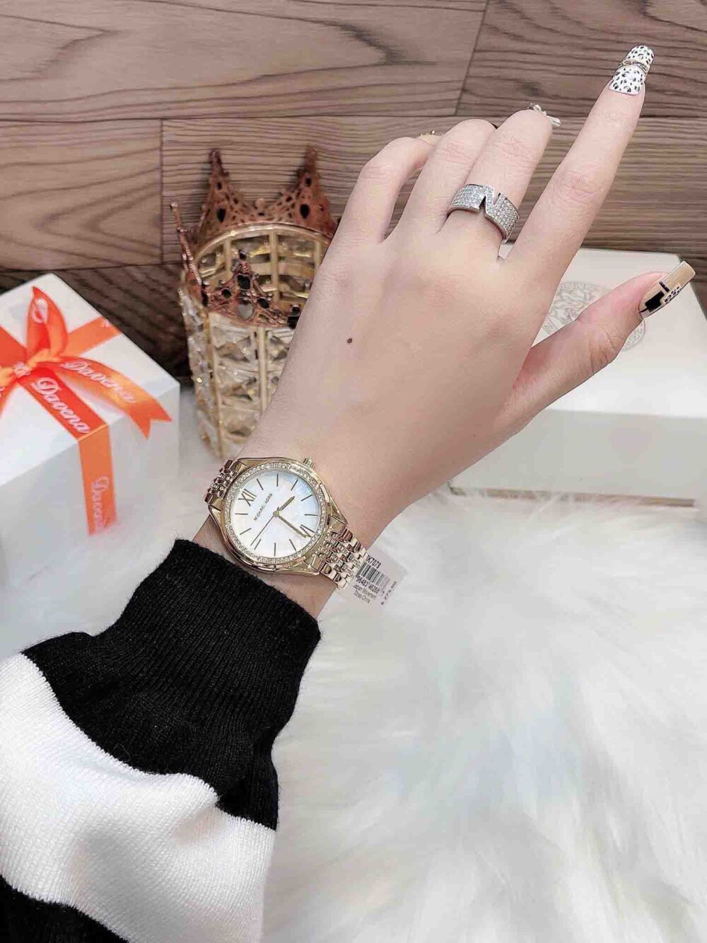 Michael Kors Women?s Mindy Three-Hand Gold-Tone Alloy Watch MK7078 – Image 4
