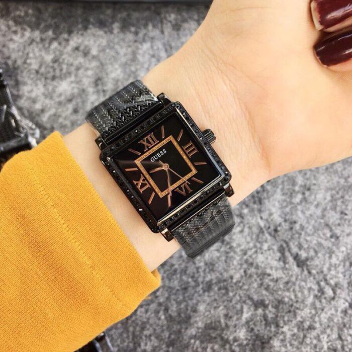 Montre GUESS Pour Femme, W0826L4
