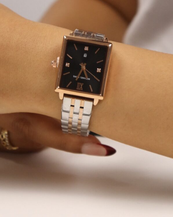 MICHAEL KORS POUR FEMMES BRONZE/ARGENT AVEC FOND NOIR